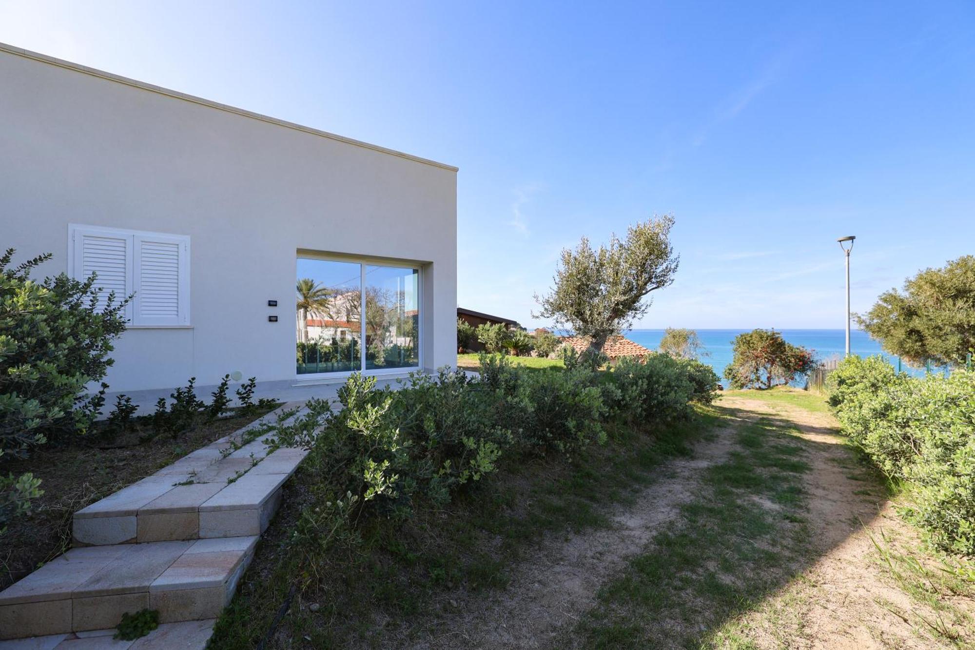 Aura Maris Beach Residence Mazzaforno Cefalu Ngoại thất bức ảnh
